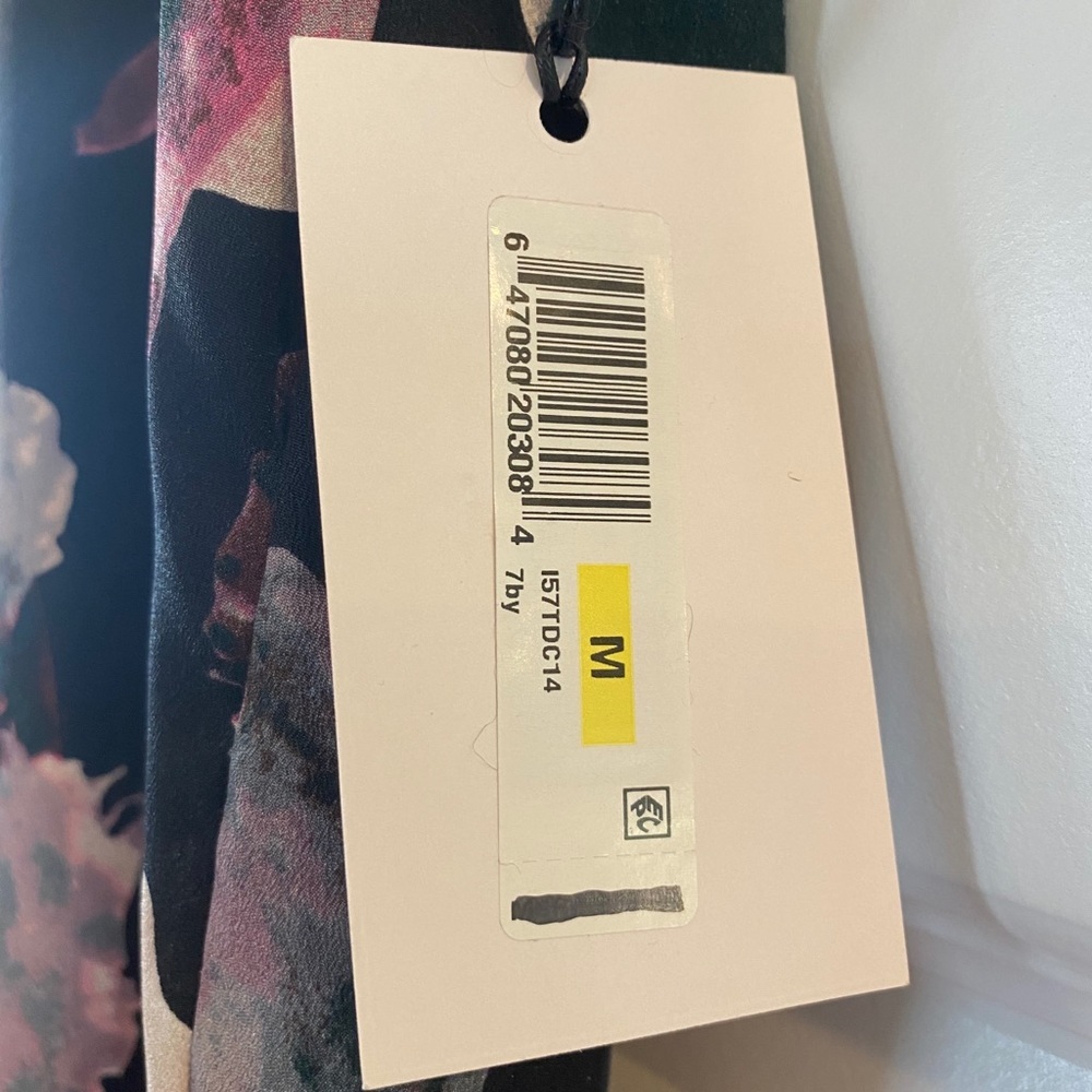 NWT Ivanka Trump Floral Blouse - Picture 8 of 10